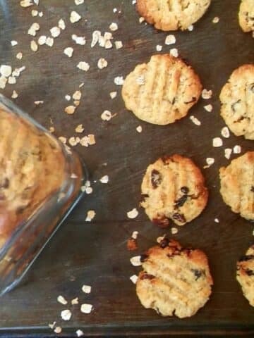 Oats and Raisin cookies
