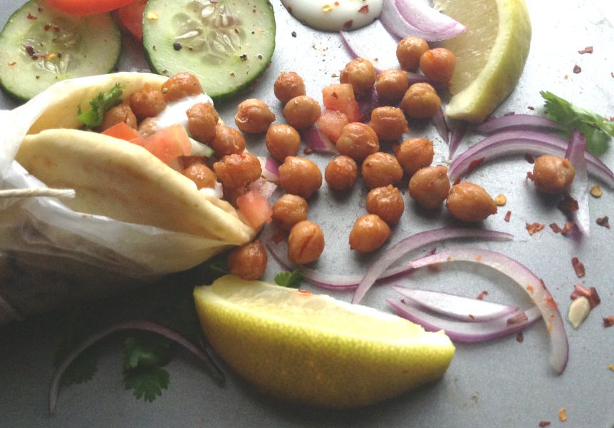 Spicy Roasted Chickpea Shwarmas
