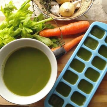 Easy Homemade Vegetable Broth