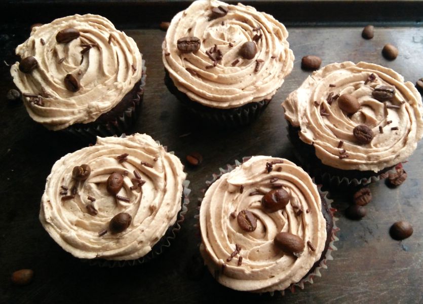 Coffee Cupcakes with Chocolate Ganache Filling