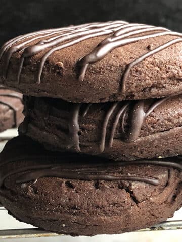 4 ingredients Condensed Milk Chocolate Cookies