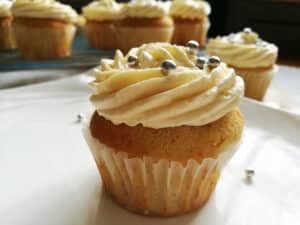 Classic vanilla cupcakes