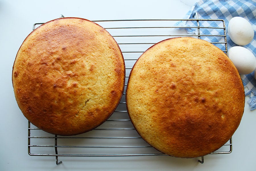 Buttermilk Sponge Cake ⋆ The Gardening Foodie