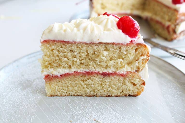 Buttermilk Sponge Cake ⋆ The Gardening Foodie