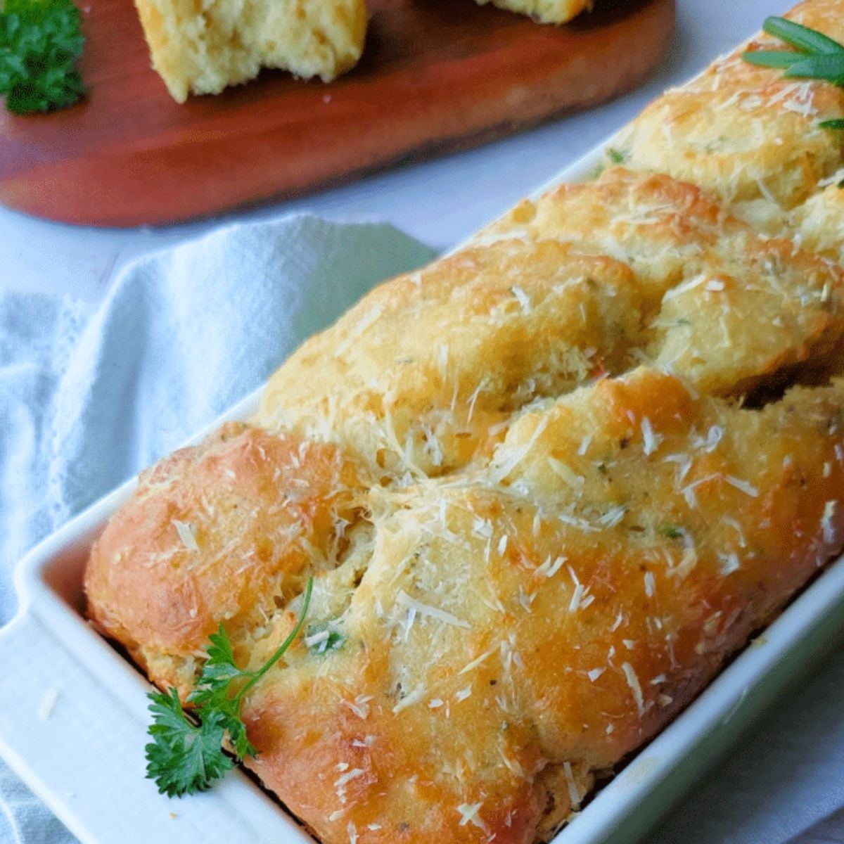 No Yeast Garlic Herb Pull apart bread crust