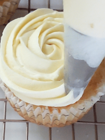 Smooth buttercream frosting (no powdered sugar)
