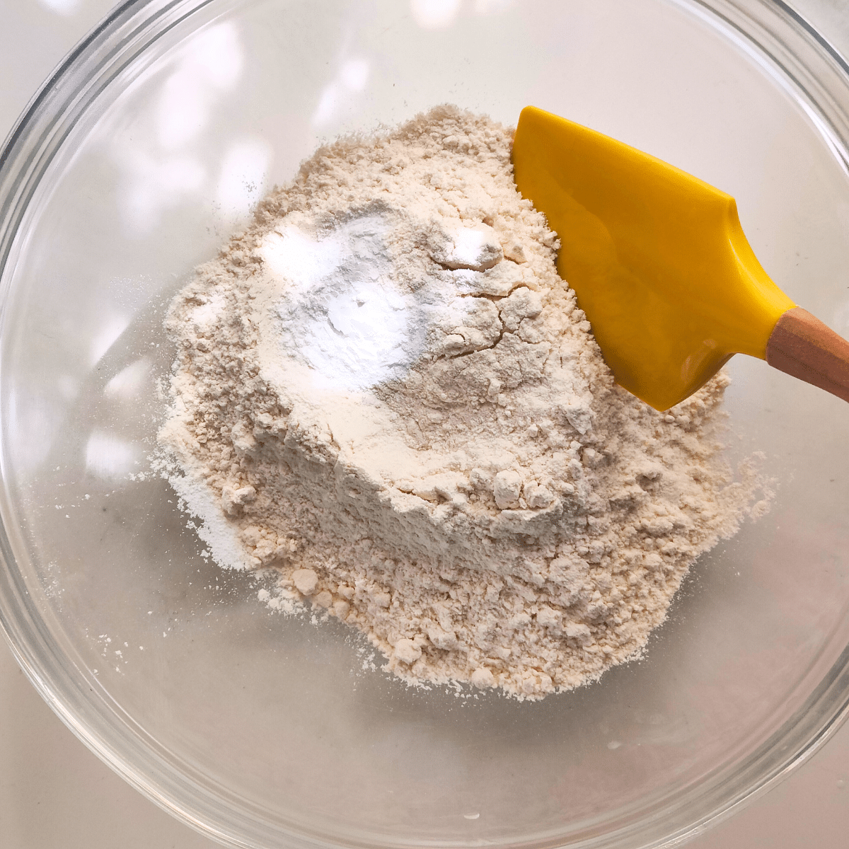 Flour baking powder mixture