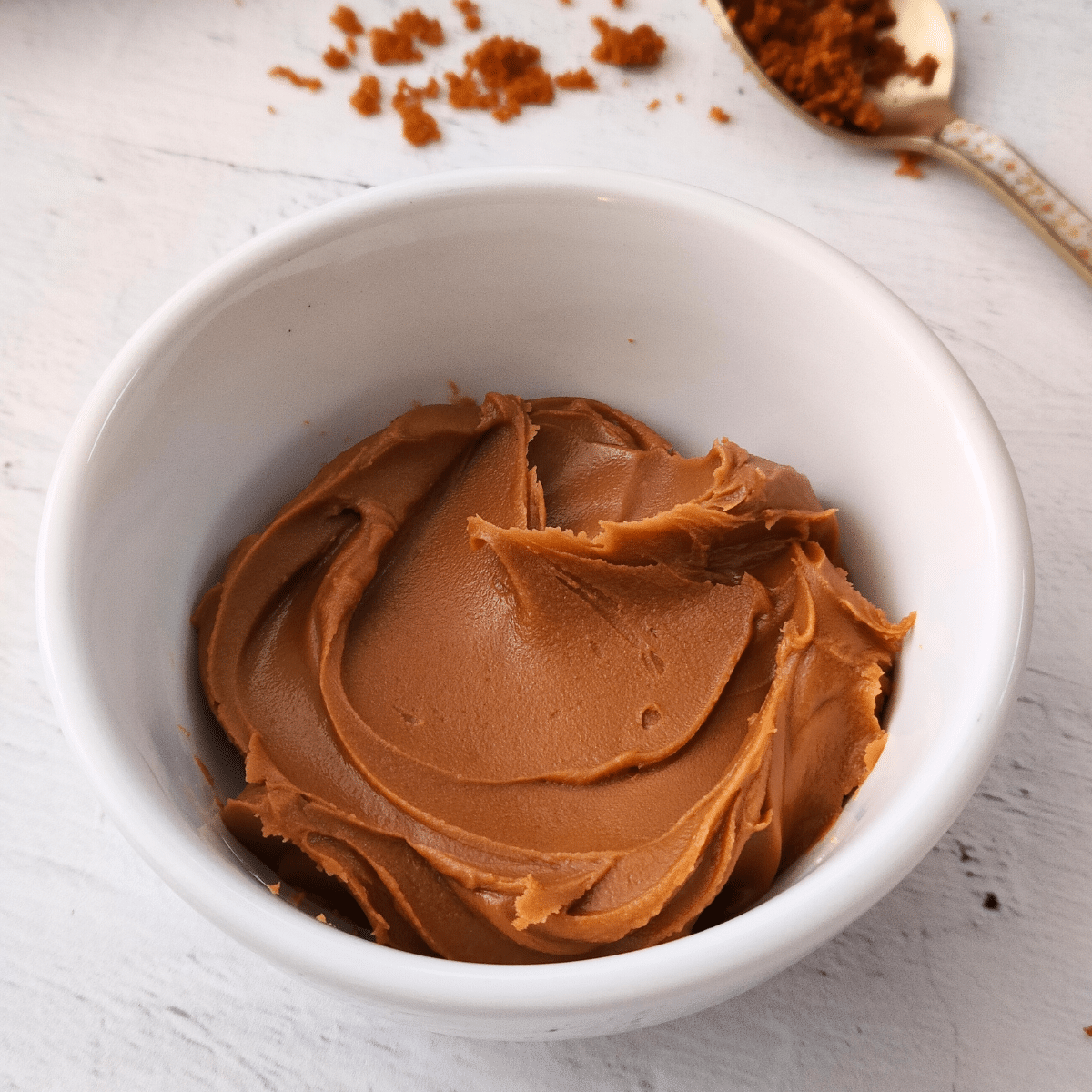 Melt Biscoff cookie butter