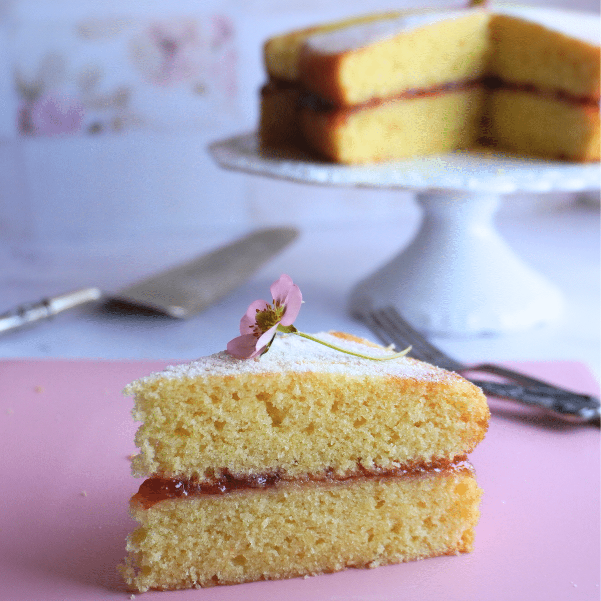 Victoria sponge Cake slice