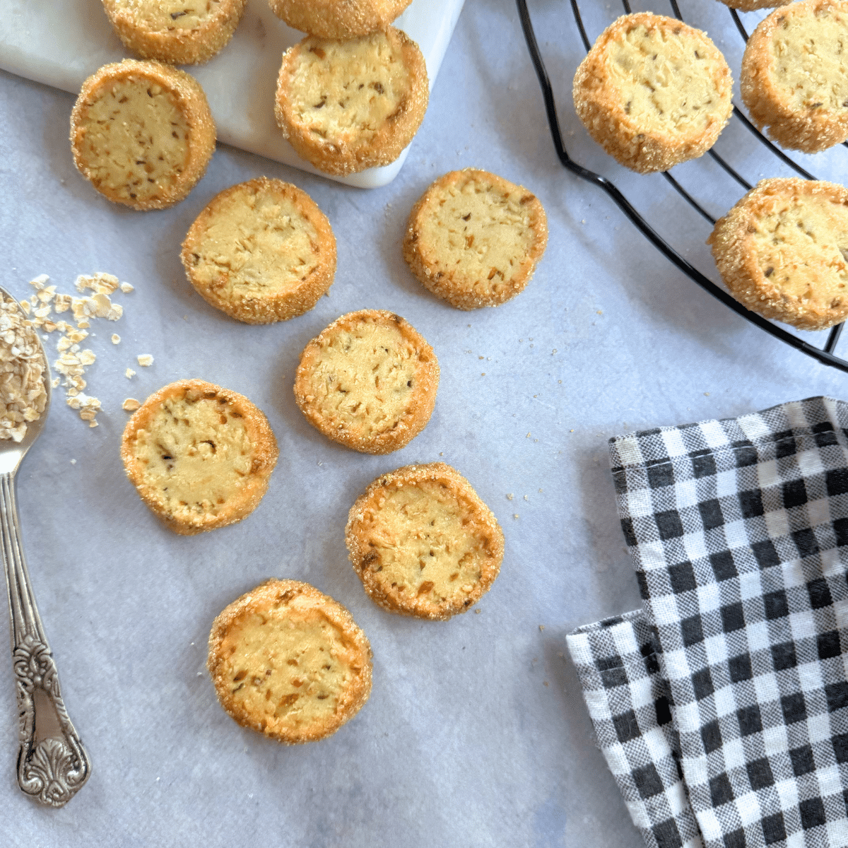 cookies on cooling rack